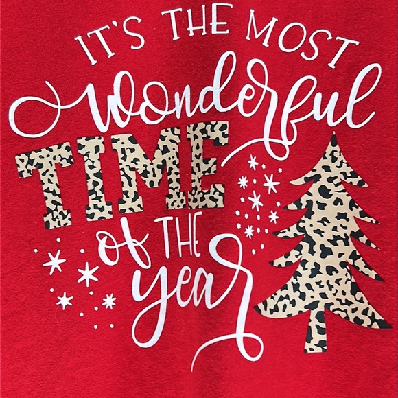 Cheetah Christmas shirt - Picture 2 of 6